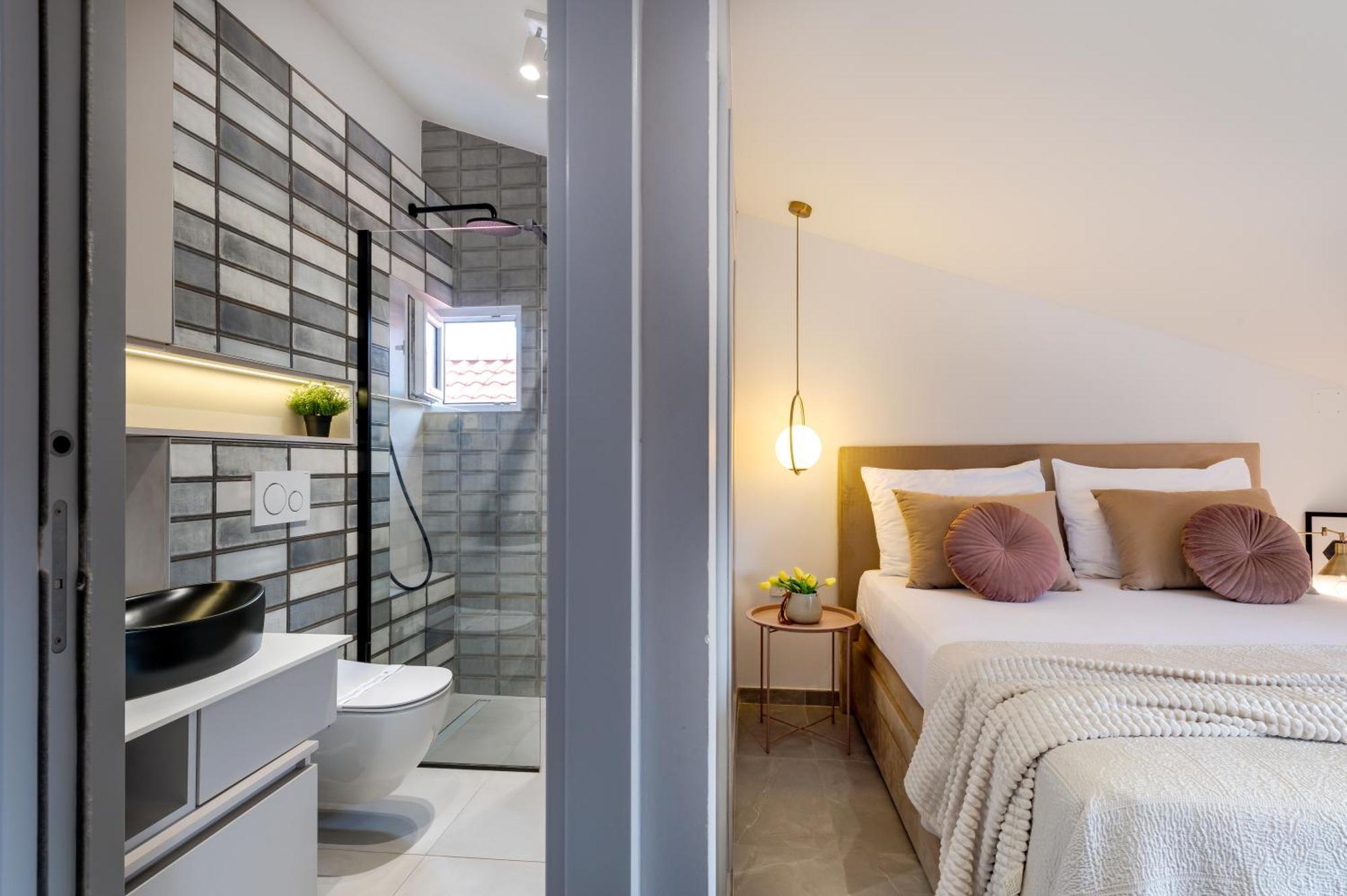 Danica Luxury Seaside Apartment Sibenik Bagian luar foto