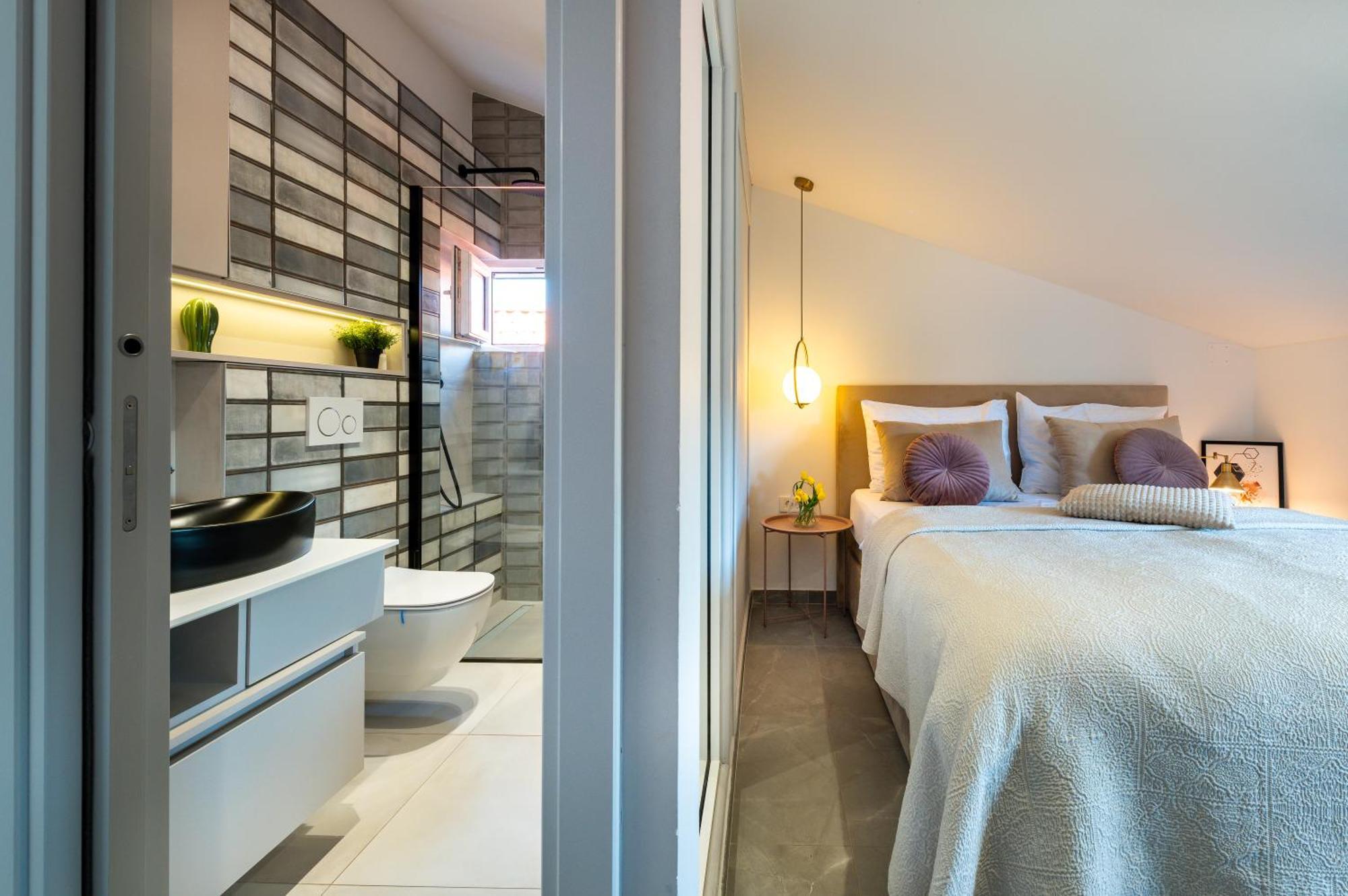 Danica Luxury Seaside Apartment Sibenik Bagian luar foto
