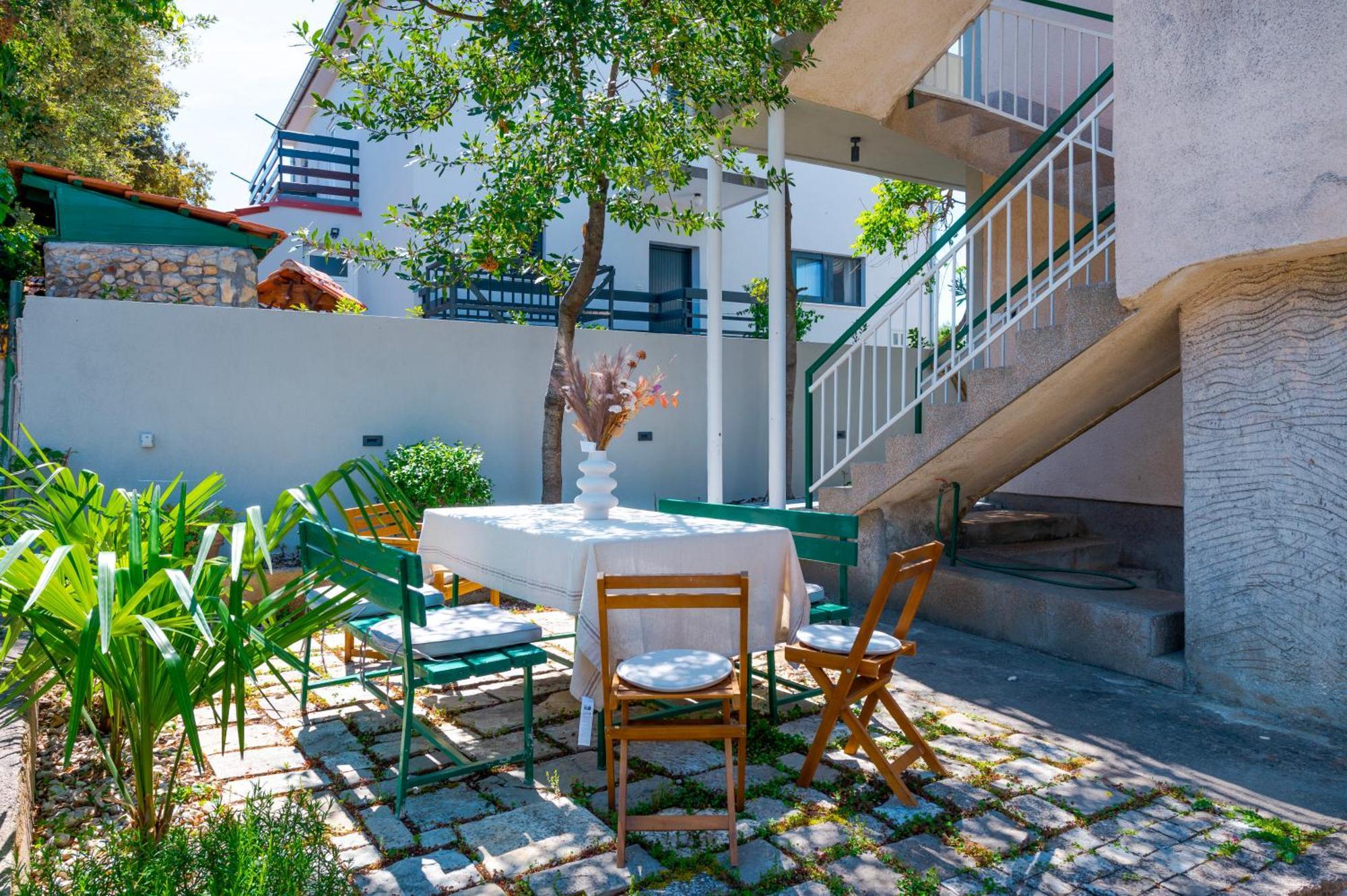 Danica Luxury Seaside Apartment Sibenik Bagian luar foto