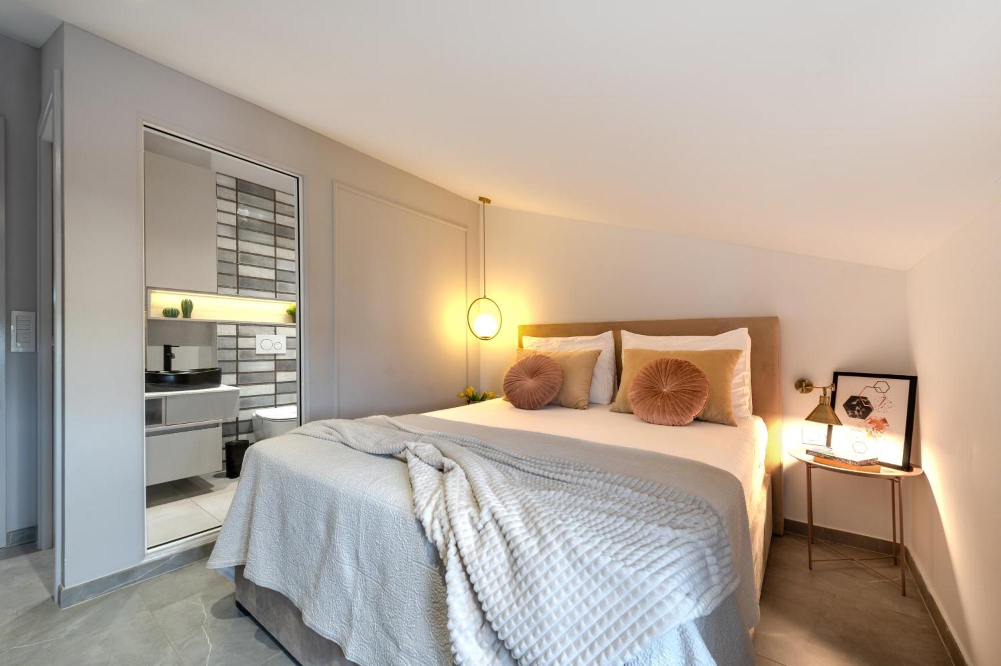Danica Luxury Seaside Apartment Sibenik Bagian luar foto